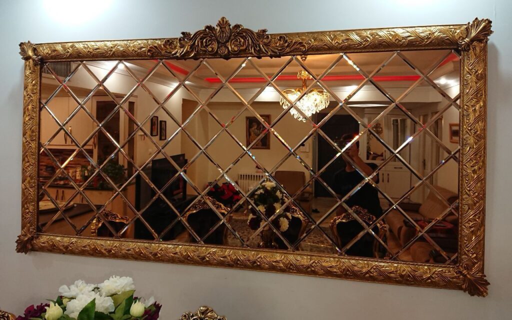 آینه دکوراتیو | کاربردهای آینه دکوراتیو | انواع و قیمت آینه دکوراتیو | ناطقی گلس