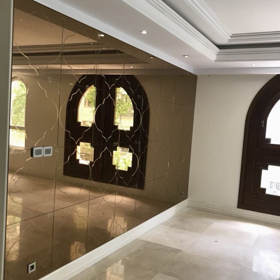 آینه دکوراتیو | کاربردهای آینه دکوراتیو | انواع و قیمت آینه دکوراتیو | ناطقی گلس